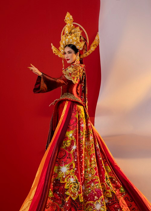 Nàng á hậu lựa chọn hai nhà thiết kế tên tuổi Lê Long Dũng và Thân Nguyễn An Kha.