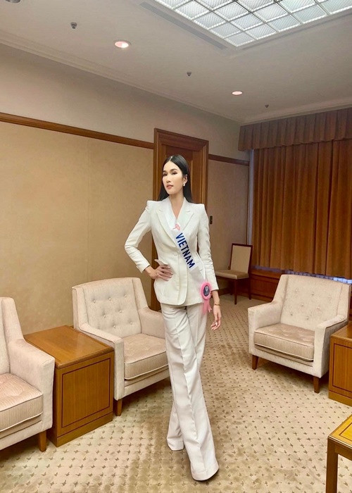 Phương Anh thi Hoa hậu Quốc tế từ cuối tháng 11/2022. Cô có 2 năm chuẩn bị cho đấu trường nhan sắc thế giới. Ảnh: FBNV