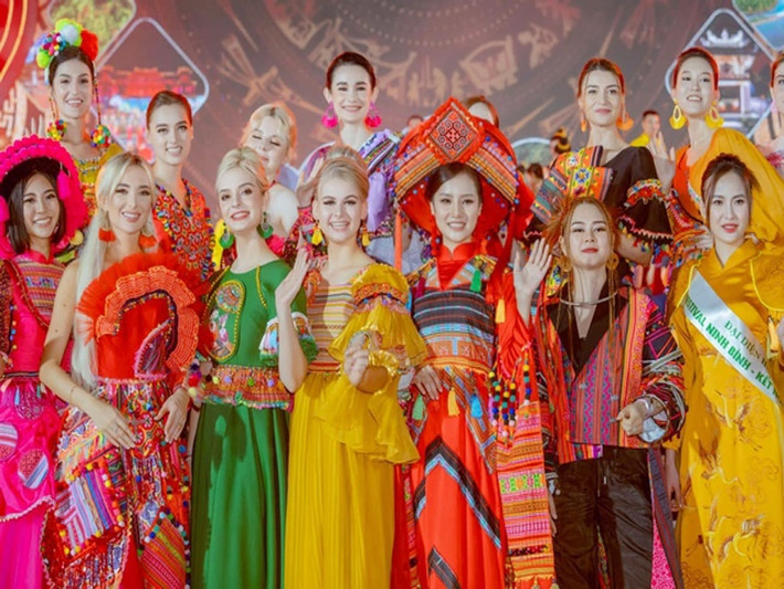 Cuộc thi năm nay có 51 thí sinh tham dự. Ảnh: FBNV