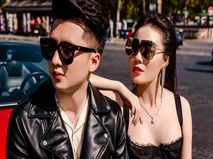 Tháng 8/2020, cuộc hôn nhân giữa Trọng Hưng và Âu Hà My gây ồn ào. Hà My tố chồng cũ ngoại tình, đối xử tệ bạc với gia đình vợ. Nam diễn viên phim “Đi qua mùa hạ” phản pháo. Trọng Hưng khẳng định, video “bắt ghen” được Hà My đăng tải bị cắt ghép, cũng như câu chuyện vợ cũ bị sảy thai là không đúng sự thật. Không chịu thua, Hà My tuyên bố sẽ nhờ pháp luật can thiệp. Ảnh: Zing