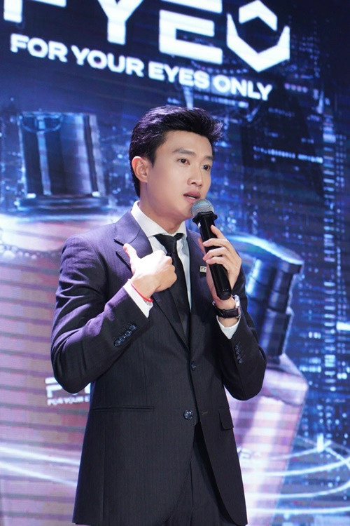 Nam diễn viên phim Về nhà đi con còn kinh doanh mỹ phẩm.