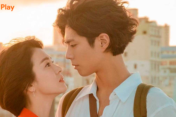 Song Hye Kyo ngoại tình với Park Bo Gum là một trong những tin đồn nữ diễn viên vướng phải sau khi thông tin cô ly hôn Song Joong Ki được công bố.