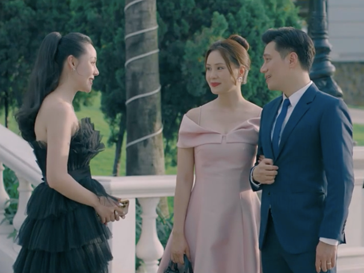 Việt Anh còn hợp tác với Huyền Trang trong "Hành trình công lý" và "Chỉ có thể là yêu". Ảnh: Vietnamnet.