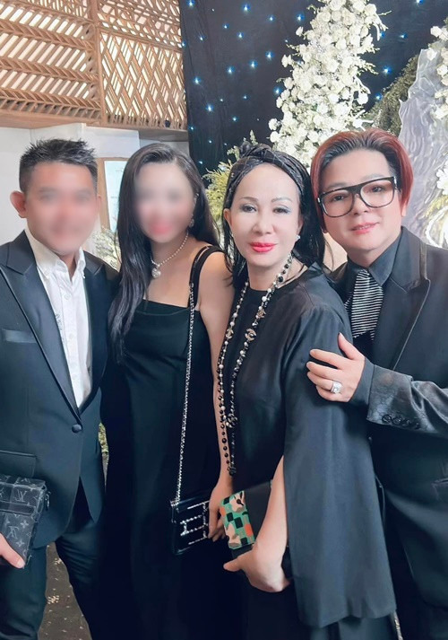 Vũ Hà chia sẻ trên Vietnamnet, anh luôn yêu thương vợ và không bao giờ có tư tưởng bỏ vợ để đến với ai khác.
