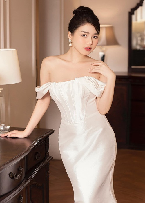 Hà Trang chia sẻ trên Sinh viên Việt Nam: "Trước giờ cũng có khá nhiều người nói mình giống với chị Sam. Mình hơi ngại nhưng cũng cảm thấy rất vui vì chị Sam là người mình khá hâm mộ. Tuy nhiên, mình rất sợ bị ví là bản sao của người khác nên mình sẽ sống theo đúng cách mình muốn, chỉ trở thành một bản sao tốt nhất của chính mình".