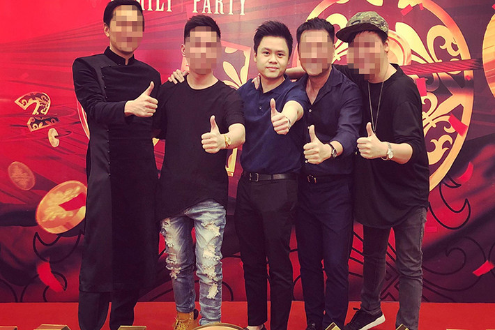 Sau khi nghi vấn chia tay Xuân Thảo, Phan Thành chăm viết status thả thính khiến dân mạng bàn tán xôn xao.