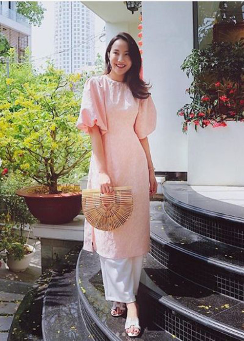 Dương như Xuân Thảo đang có cuộc sống khá thoải mái, vui vẻ bên gia đình, bạn bè sau nghi vấn chia tay Phan Thành.