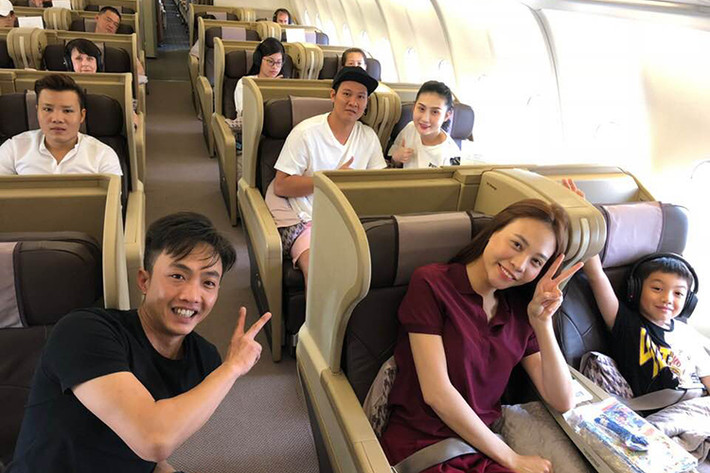 Vị doanh nhân phố núi được dân mạng khen điển trai, chững chạc hơn trước đây.