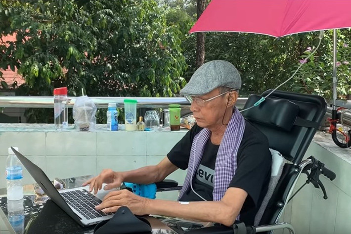 Ông muốn hoàn thành cuốn hồi kí "Rong ruổi cùng Lê Bình", tập truyện ngắn “Vui buồn cùng chú cháu tôi” và gửi lại số tiền quyên góp còn dư sau khi ông qua đời cho Hội nghệ sĩ.