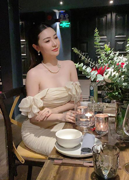 Ngọc Duyên được nhiều người khen ngợi quyến rũ hơn cả khi còn son rỗi.