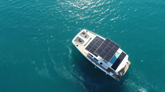 Đến nay, hai chiếc du thuyền Serenity 64 đã được sản xuất và trưng bày, còn Serenity 74 đang trong quá trình hoàn thiện.