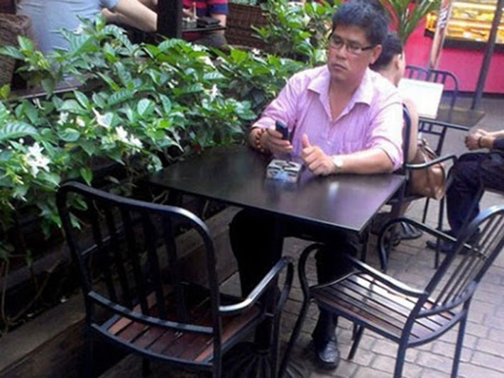 Tuy nhiên, khi lao vào bất động sản, Phước Sang lại thiếu chuyên môn. “Tôi không tính toán được độ phiêu linh của thị trường bất động sản”, anh nói. Nam diễn viên cũng thừa nhận anh đam mê kinh doanh và háo thắng quá. Ảnh: Dân Việt