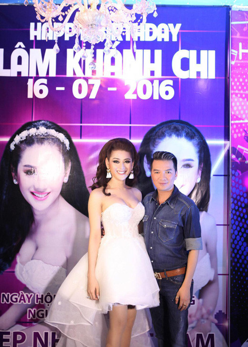 Tiệc sinh nhật của Lâm Chi Khanh có sự tham gia của ca sĩ Đàm Vĩnh Hưng.