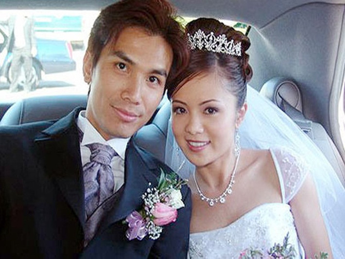 Ngay lần gặp đầu tiên, Mạnh Quỳnh và Cẩm Diệu đã phải lòng nhau. Năm 2004, cả hai tổ chức đám cưới. Ảnh: Zing