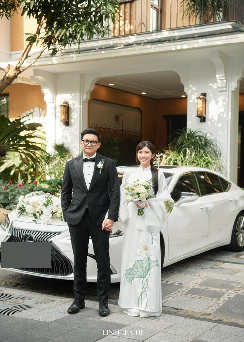 Nhiều người còn ấn tượng với biệt thự bề thế của gia đình chồng Ngọc Huyền. Ảnh: Lê Chí Linh.