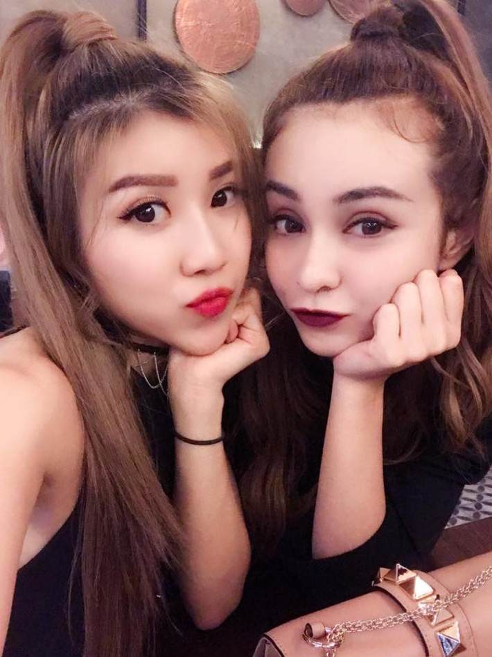 Trang Pháp và Mlee có mặt trong các sự kiện quan trọng của nhau.