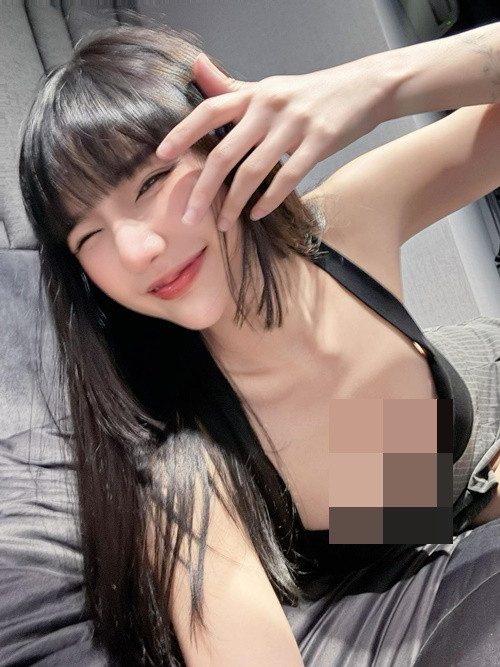 Trang cá nhân Facebook của Atittaya có đến 580.000 người theo dõi.