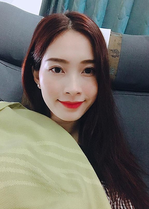 Trên trang cá nhân, người đẹp gốc Bạc Liêu thỉnh thoảng cập nhật hình ảnh đời thường của mình.