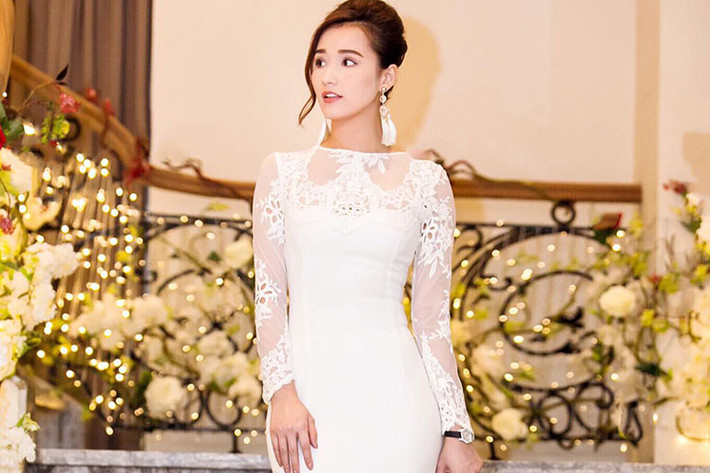 Lã Thanh Huyền hài hước chia sẻ: “Dành cả tuổi thanh xuân để đi event”.