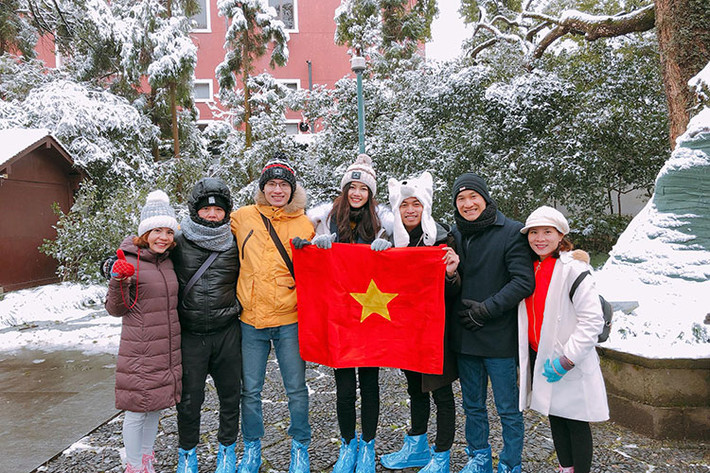 Trước đó, khi đặt chân đến Thường Châu, Trung Quốc, Thanh Tú liên tục cập nhật thông tin và hình ảnh các cổ động viên Việt Nam.