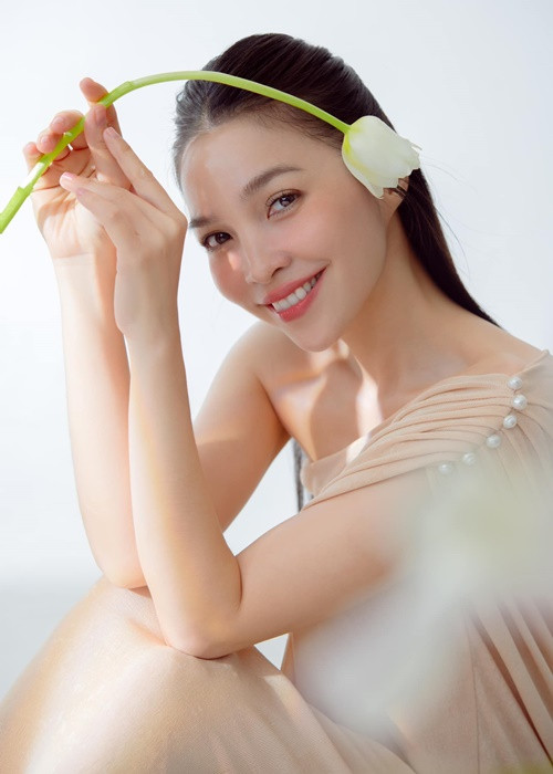 Từ vóc dáng, gương mặt đến làn da của Hiền Thục đều khiến nhiều người phải ghen tỵ.