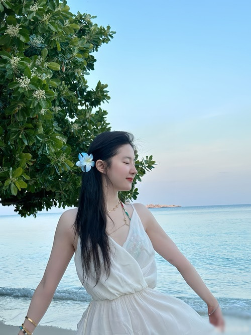 Nữ diễn viên không theo đuổi hình ảnh "gầy mới đẹp". Ảnh: Weibo Lưu Diệc Phi.