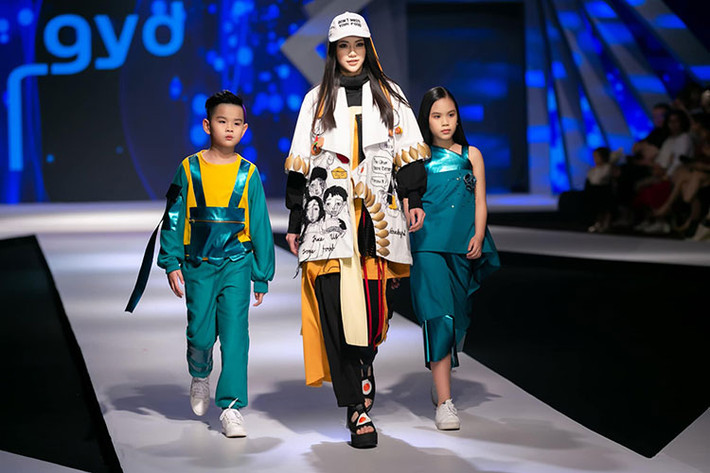 Theo hợp đồng, mức phạt cho một lần vi phạm lên đến 3 tỷ đồng nhưng đơn vị khởi kiện Hoa hậu Trái đất 2018 đã giảm xuống còn 500 triệu đồng khi xem xét về mức độ thiệt hại và về chương trình Phương Khánh tự ý tham gia.