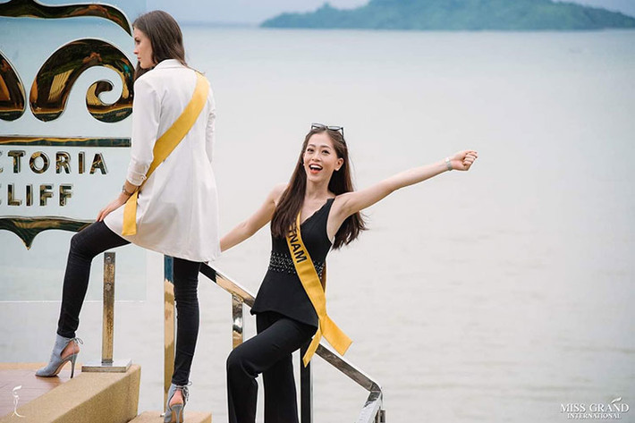 Có quá nhiều đối thủ mạnh của Phương Nga tại cuộc thi Hoa hậu Hòa bình Quốc tế năm nay như đại diện Ấn Độ, Peru, Mexico, Venezuela.