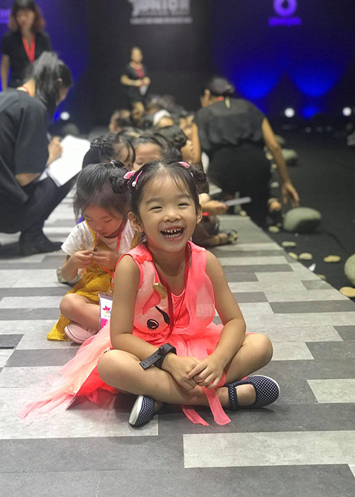 Siêu mẫu Xuân Lan bày tỏ nỗi nhớ cô con gái đáng yêu của mình.
