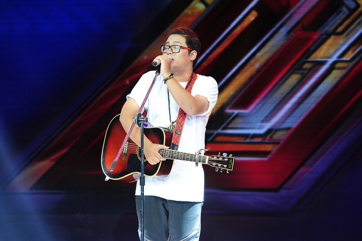 Với khả năng sáng tác nhạc, Trương Phước Lộc mang đến tập 3 vòng Tranh đấu The X-Factor 2016 một ca khúc của mình mang tên “Hò líu xàng xê”.