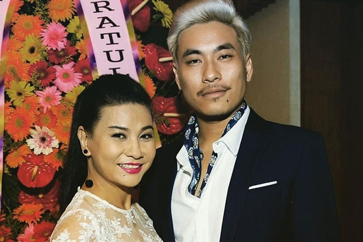 Cát Phượng hẹn hò Kiều Minh Tuấn - nam diễn viên kém Cát Phượng 18 tuổi. Theo Znews, cả hai dự định kết hôn và sinh con, thậm chí nhờ bác sĩ can thiệp nhưng vì nhiều vấn đề nảy sinh nên kế hoạch có con chung bị hoãn lại. Ảnh: FB Cát Phượng.