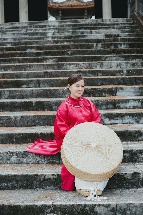Tuy nhiên, con gái Vũ Linh khẳng định không theo nghệ thuật mà tập trung kinh doanh. Ảnh: FB Hồng Loan.