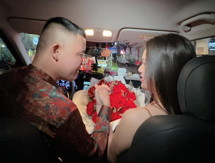 Hiệp Gà chia sẻ trên Gia đình và Xã hội, các con riêng của anh vô cùng ủng hộ và gọi Thu Hà là mẹ Hà. Ảnh: FB Hiệp Gà.