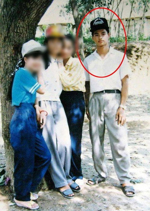 Xuân Bắc không được thầy cô trong trường đại học đánh giá cao về khả năng diễn xuất mà chỉ được ghi nhận là giỏi làm mấy việc lặt vặt như bắt chước tiếng của các con vật. Khi theo học ở trường, anh làm MC cho Vọng quán. Ảnh: FB Xuân Bắc.