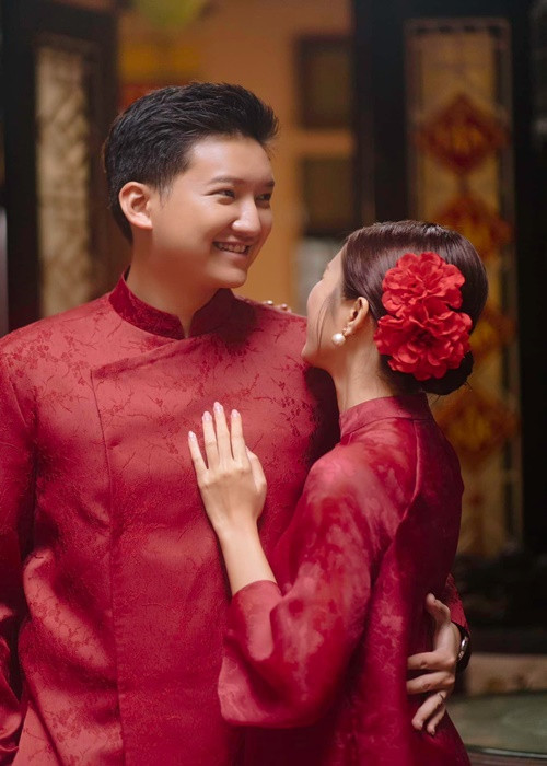 Chồng sắp cưới của Ngọc Huyền được nhận xét điển trai. Ảnh: FBNV.