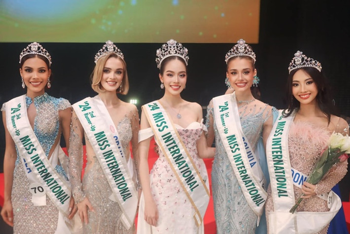Thể hiện xuất sắc trong chung kết, Thanh Thủy đăng quang Miss International 2024. Ảnh: Fanpage Miss International.