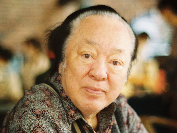 Sáng ngày 27/1, NSND Trung Kiên qua đời, hưởng thọ 82 tuổi. Sinh thời, ông có duy nhất một cậu con trai - nhạc sĩ Quốc Trung. Ảnh: VTV