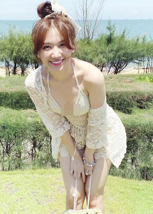Sau khi kết hôn, vóc dáng của Hari Won quyến rũ bội phần. Hiện tại, mỹ nhân Việt sinh năm 1985 được chồng chiều chuộng, sự nghiệp lên hương.