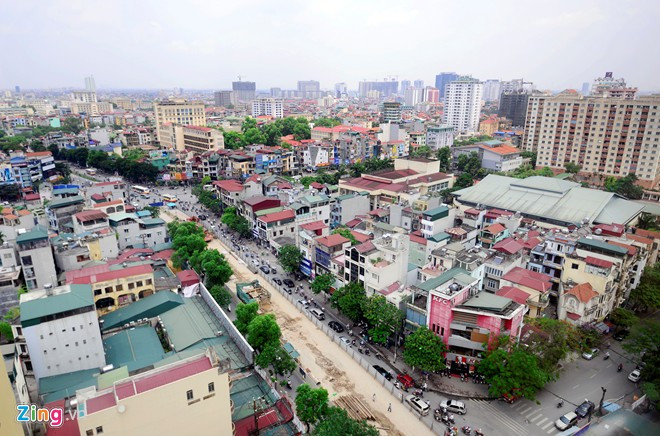 Tuyến đường sắt trên cao đô thị Nhổn - ga Hà Nội dài 12,5 km, gồm 8,5 km trên cao từ Nhổn đến Kim Mã và 4 km ngầm từ Kim Mã đến ga Hà Nội. Tuyến giao thông công cộng nối từ phía tây vào trung tâm thủ đô có 8 ga trên cao, 4 ga ngầm và một khu depot tại Nhổn.
