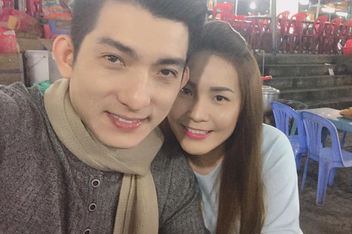 Nói về mối quan hệ mới, chồng cũ của Phi Thanh Vân cho hay: “Tình yêu chúng tôi rất đơn giản, mộc mạc và chúng tôi cần sự bình yên từ mọi phía”. Ảnh: FBNV
