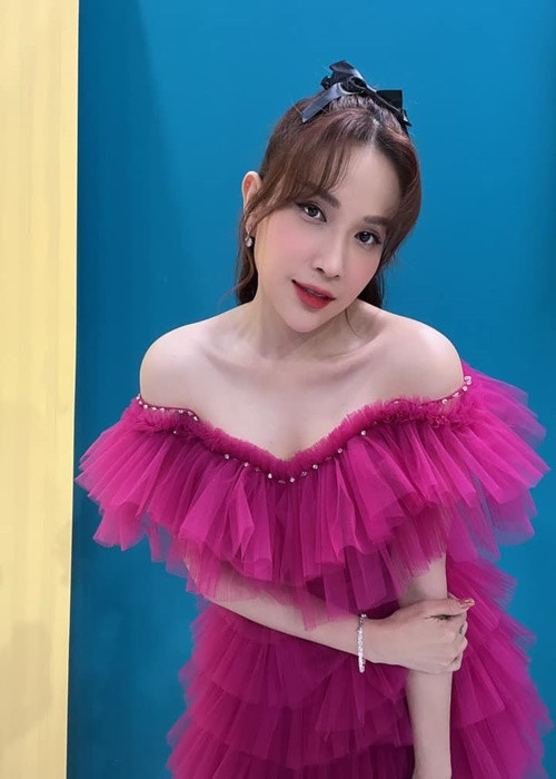 Khả Như từng 2 lần từ chối đám cưới.