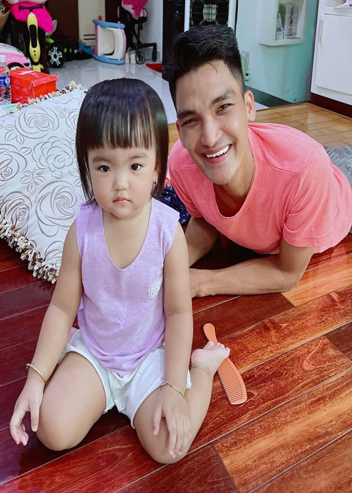 Bé Minnie nhận được sự quan tâm đặc biệt của người hâm mộ trong sự kiện trọng đại của vợ chồng Mạc Văn Khoa sắp diễn ra.