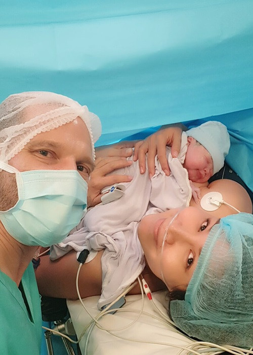 Bảo Trúc sinh con gái cho chồng Tây vào năm 2019.