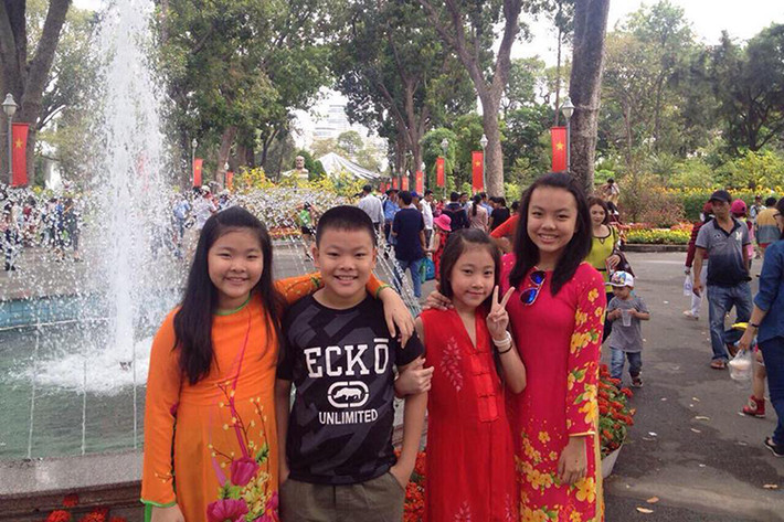 Các cô con gái của nam nghệ sĩ: bé Hải My, Hoàng My và Hà My sở hữu gương mặt dễ thương. (Ảnh: FBNV)