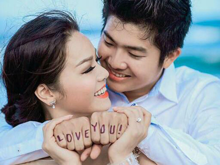 Nhật Kim Anh và chồng cũ - doanh nhân Bửu Lộc đang tố lẫn nhau. Phía nữ diễn viên cho rằng chồng cũ ngăn cản cô gặp con. Lập tức, Bửu Lộc tố Nhật Kim Anh giả tạo. Phía chị gái Nhật Kim Anh sau đó tố ngược Bửu Lộc bạo hành vợ lúc mang bầu. Tuy nhiên, Bửu Lộc đã lên tiếng phủ nhận.