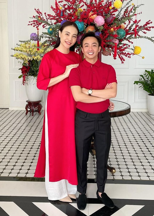 Cường Đô la trông trẻ trung, xứng đôi với Đàm Thu Trang.