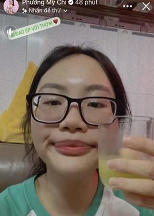 Phương Mỹ Chi tăng cân sau thời gian bồi bổ cơ thể để chiến thắng căn bệnh COVID-19.
