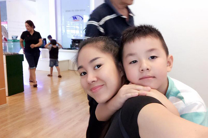 Trở về Sài Gòn, Lê Phương đưa con trai đi khám mắt. Cô tiết lộ sức khỏe của bé Cà Pháo hiện đã ổn.
