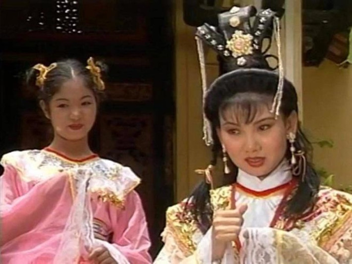 Ngày chưa nổi tiếng, Thúy Nga vất vả tìm chỗ đứng. Trong ảnh, Thúy Nga 19 tuổi, đóng vai người hầu, không có lời thoại. Ảnh: Khám phá