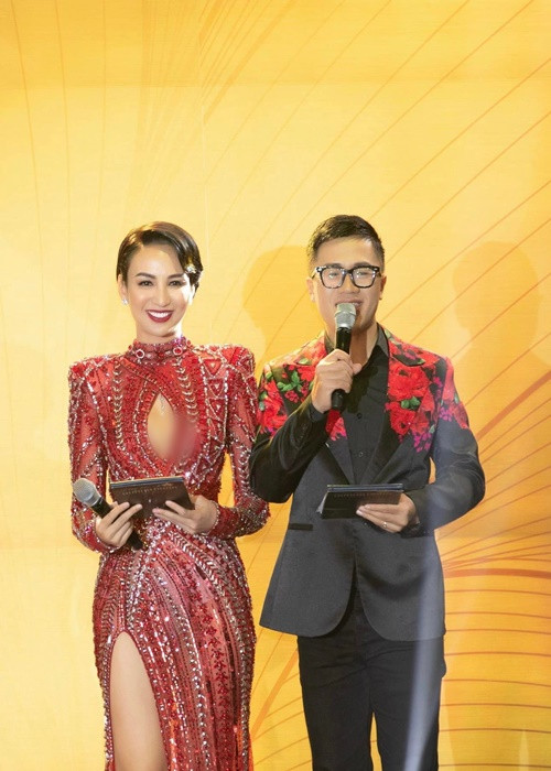 Sau khi tốt nghiệp đại học, Hoa hậu Ngọc Diễm theo đuổi công việc dẫn chương trình. Ngoài ra, nàng hoa hậu còn dấn thân vào lĩnh vực kinh doanh. Ảnh: FBNV